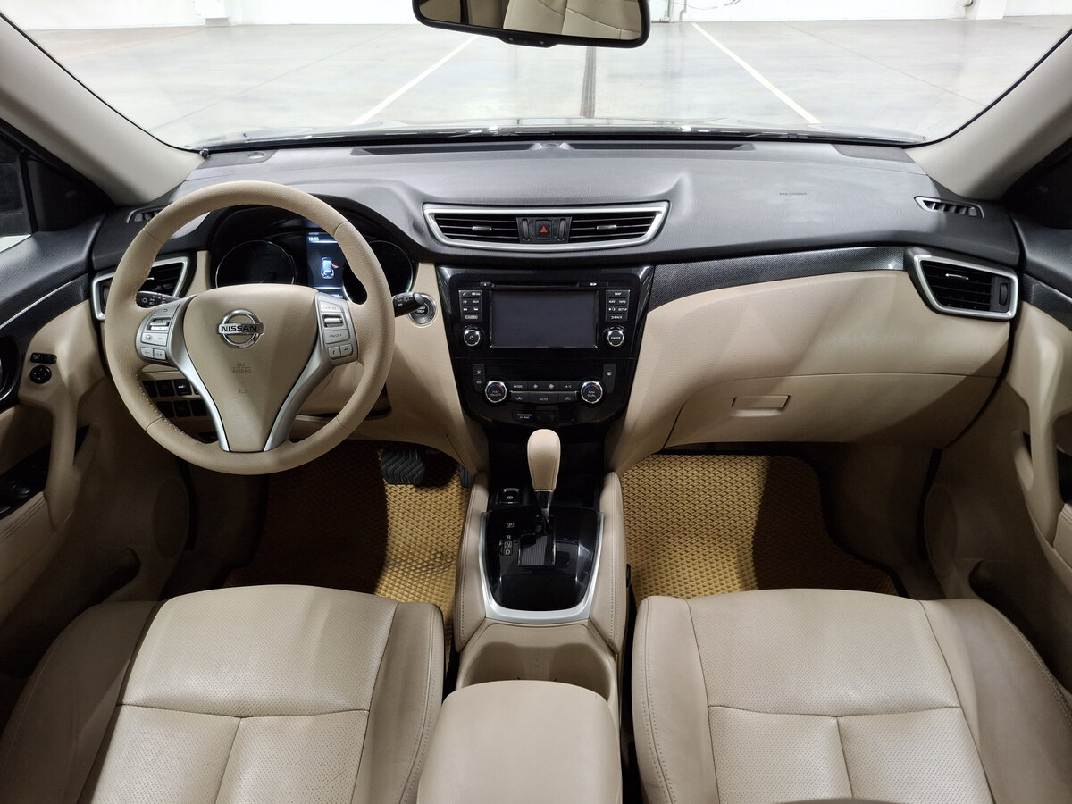 Б/У Ниссан Икс-Трейл 2015 года. Фото: #13