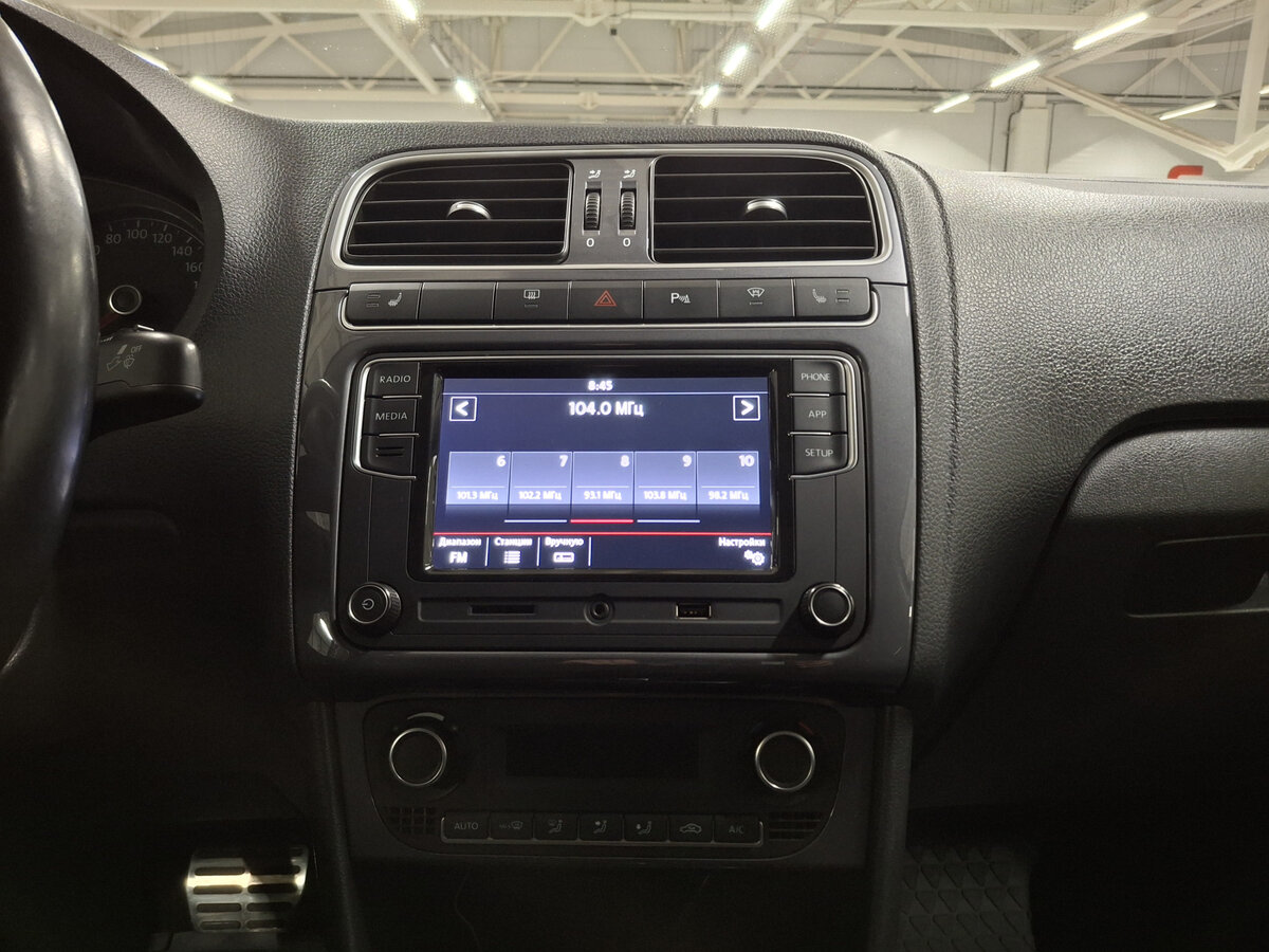 Б/У Фольксваген Поло 2018 года. Фото: #14