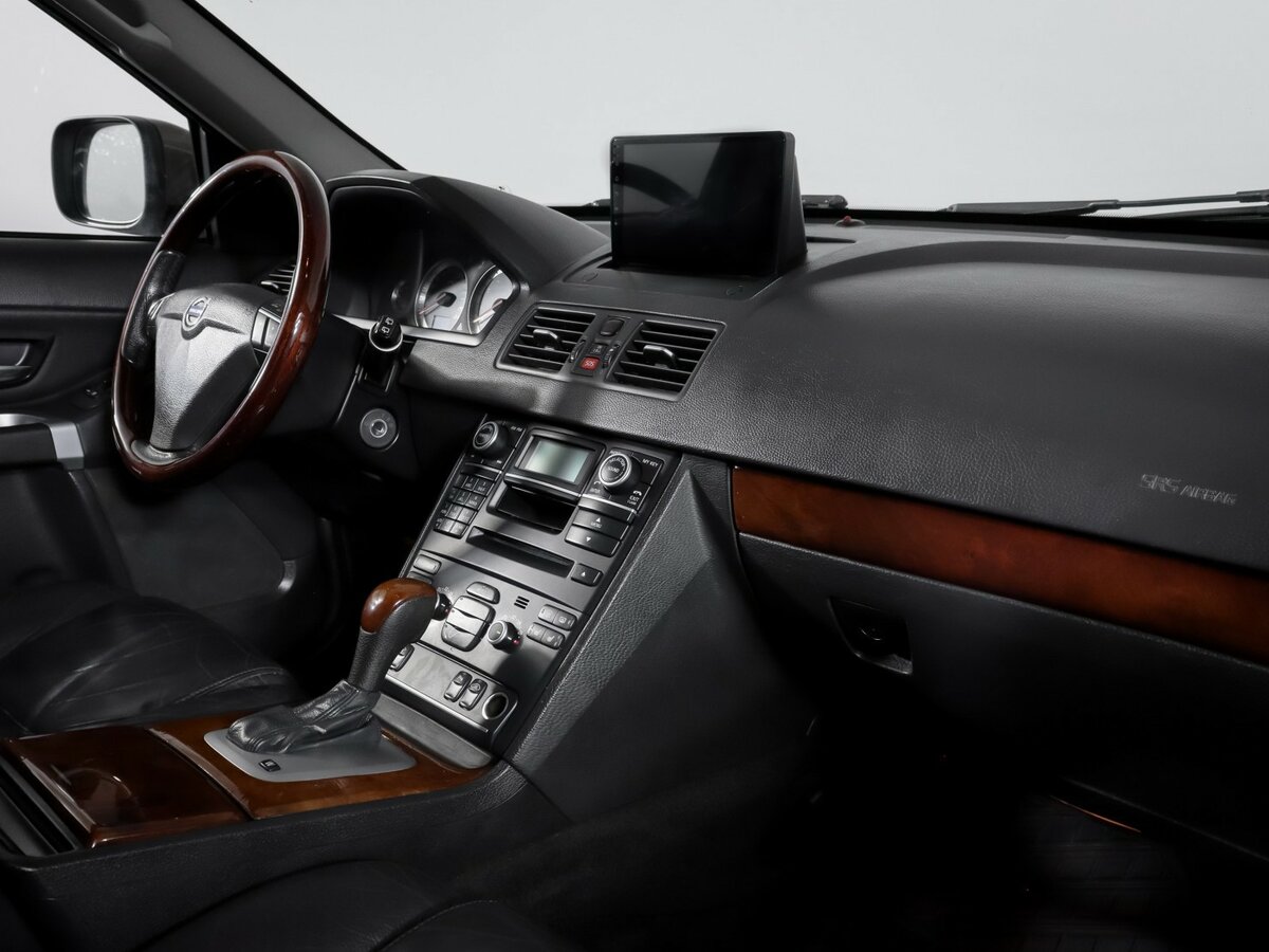 Б/У Вольво ИксЦ90 2012 года. Фото: #8