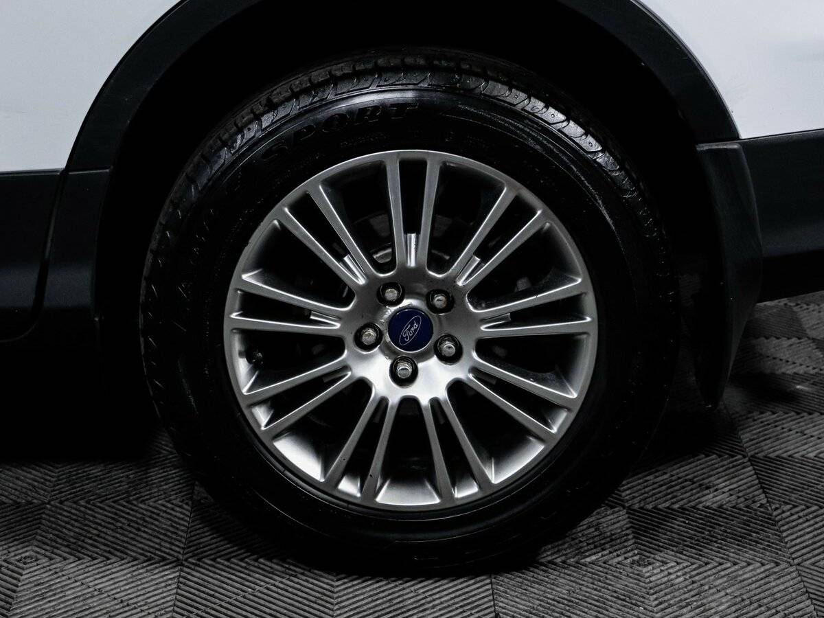 Б/У Форд Куга 2014 года. Фото: #12