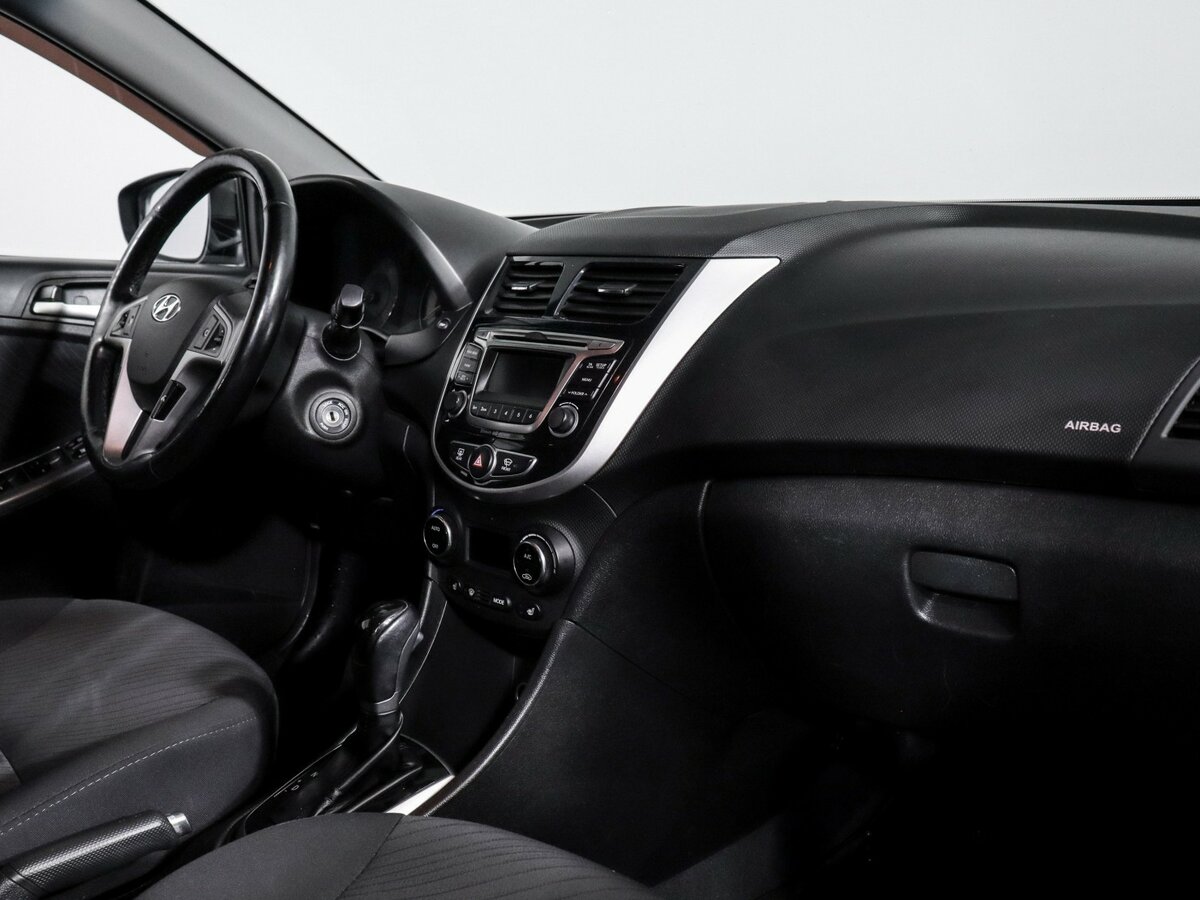 Б/У Хендай Солярис 2015 года. Фото: #6