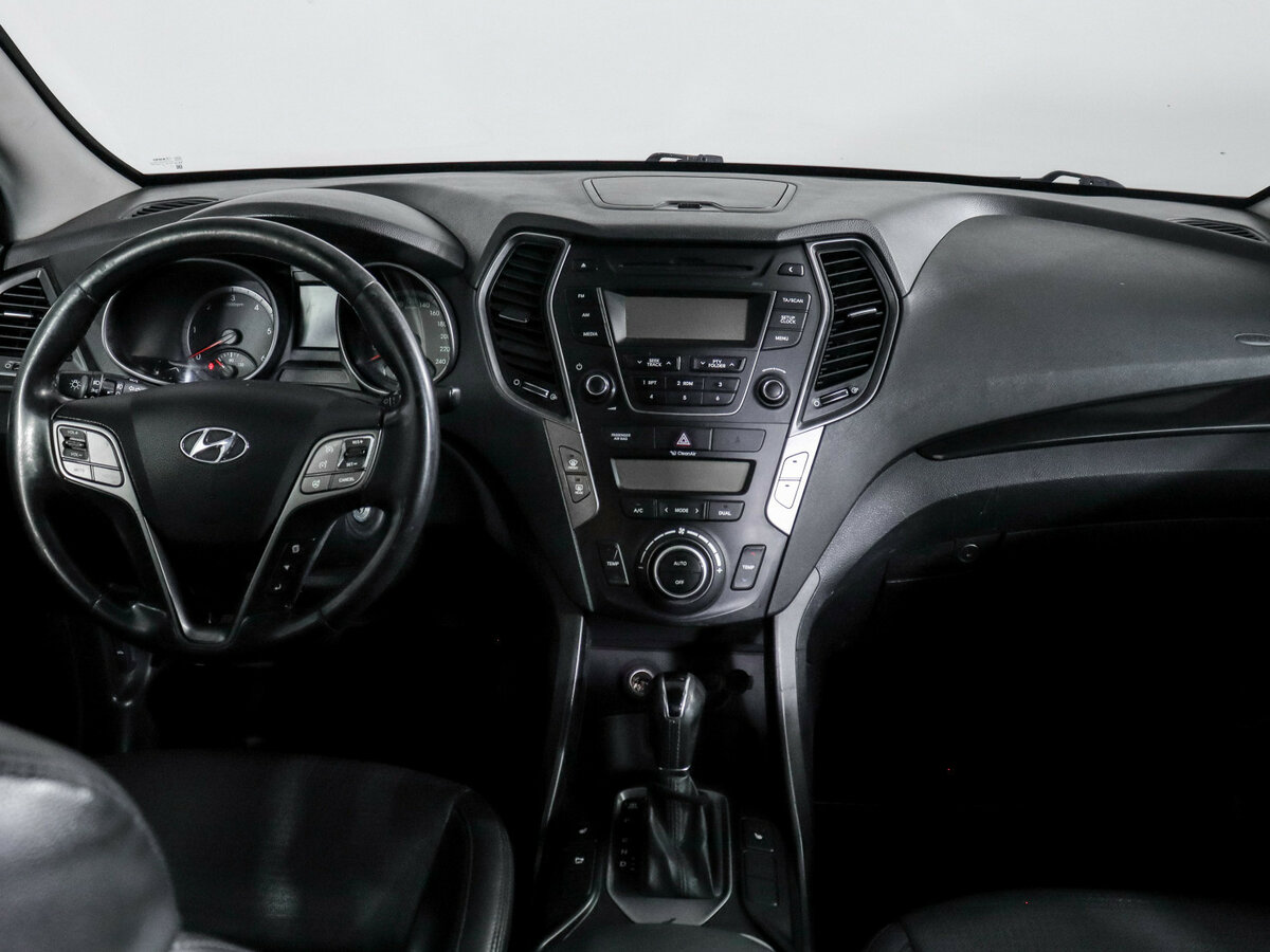 Б/У Хендай Санта Фе 2014 года. Фото: #12