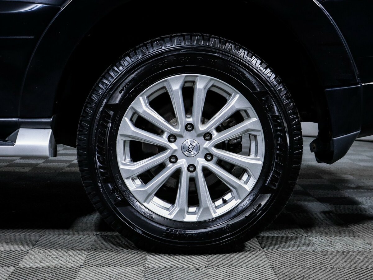 Б/У Митсубиши Паджеро 2012 года. Фото: #11