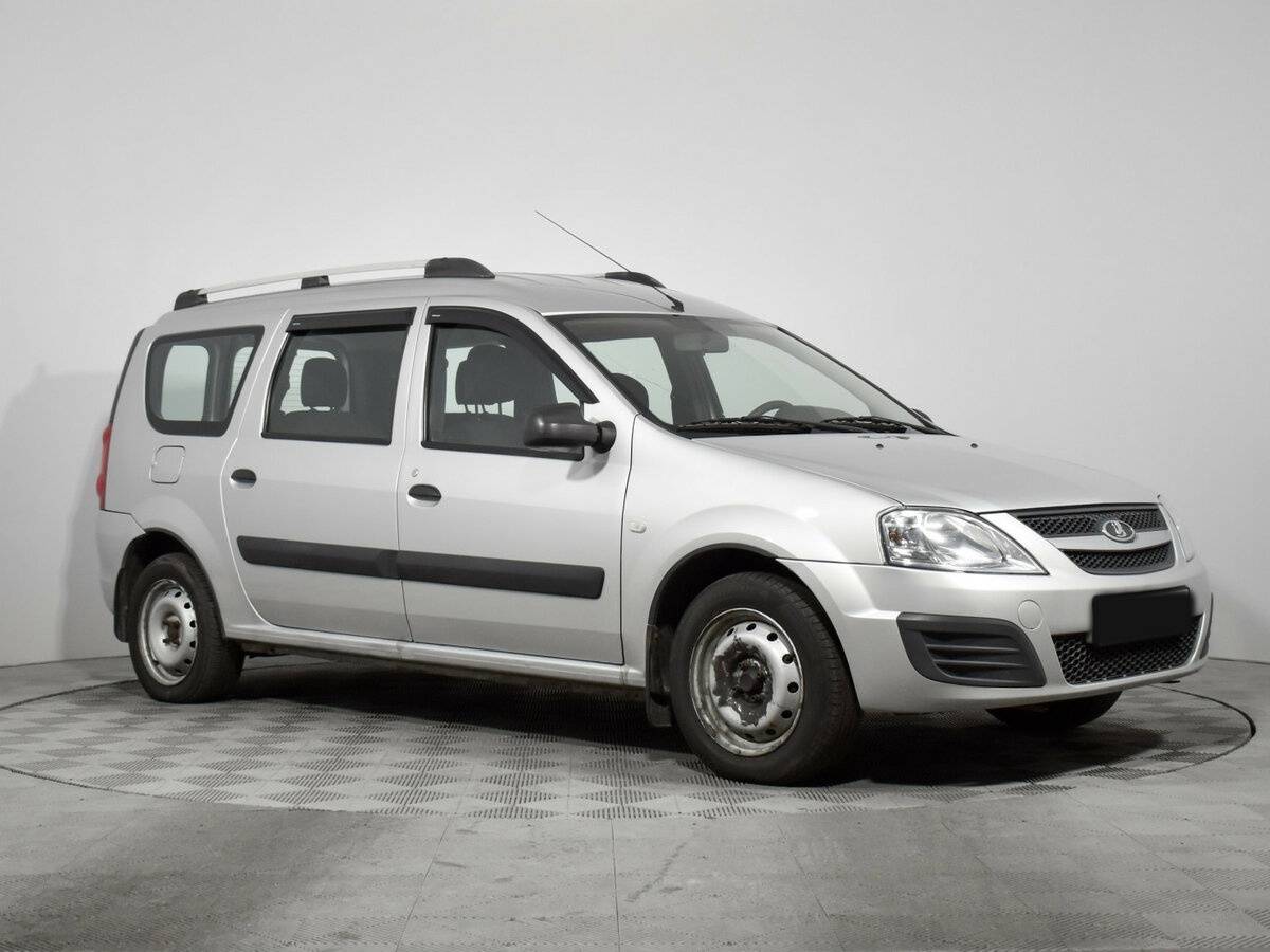 Б/У Лада (ВАЗ) Ларгус 2014 года. Фото: #2