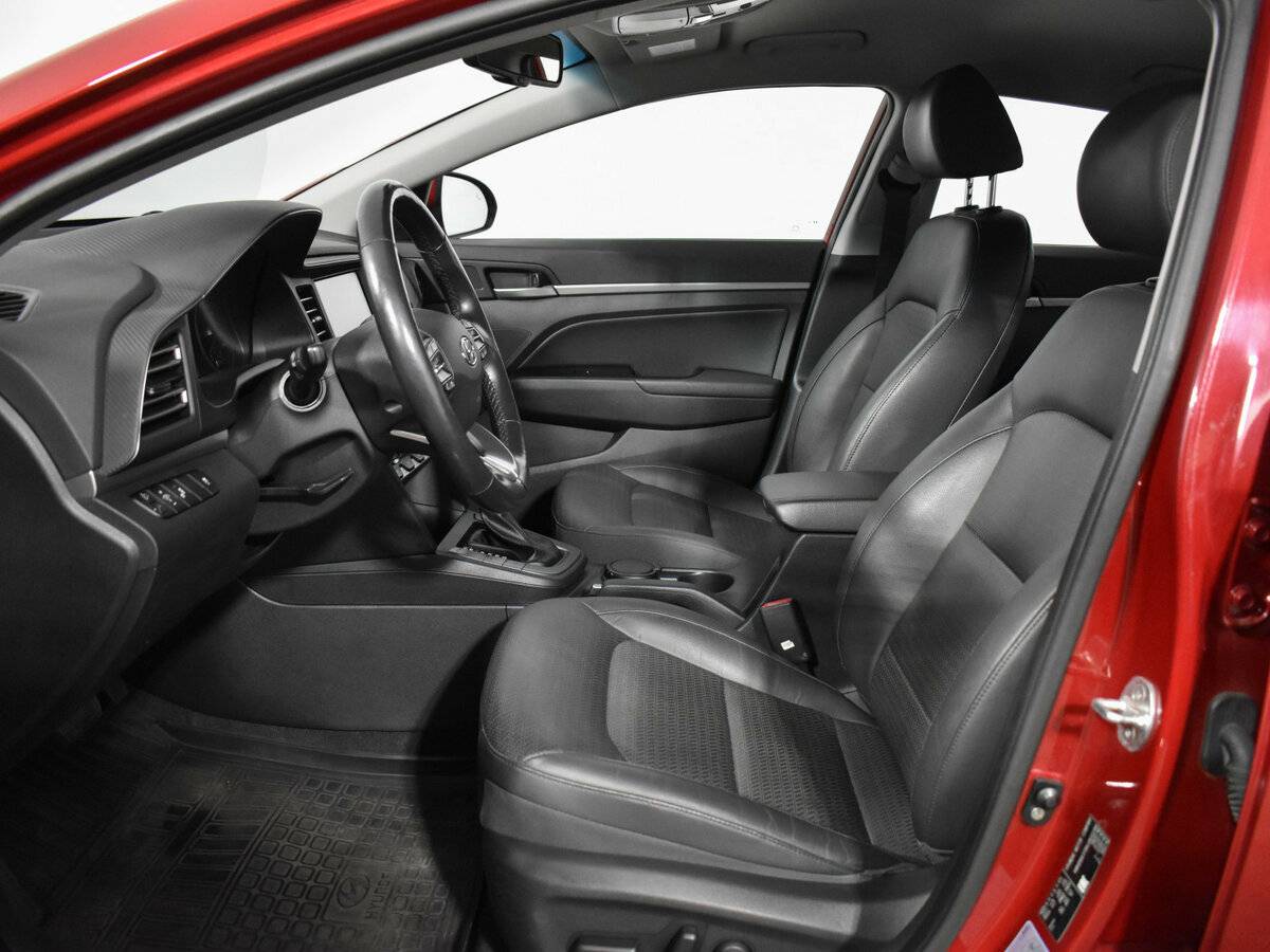 Б/У Хендай Елантра 2019 года. Фото: #7