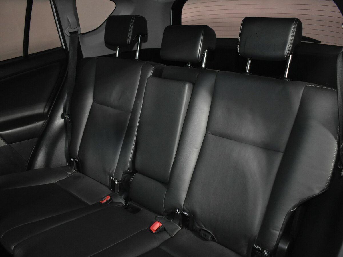 Б/У Тойота Рав4 2015 года. Фото: #10