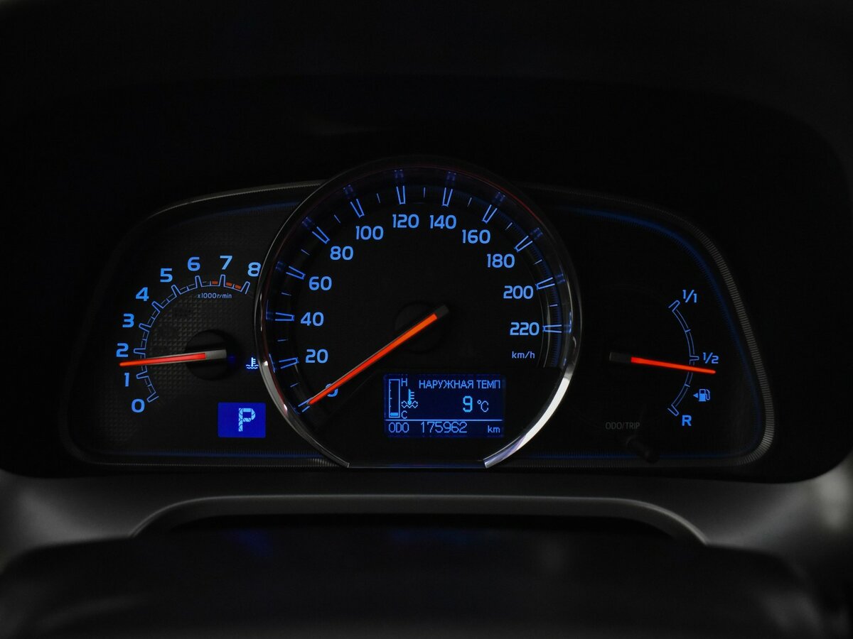 Б/У Тойота Рав4 2015 года. Фото: #18