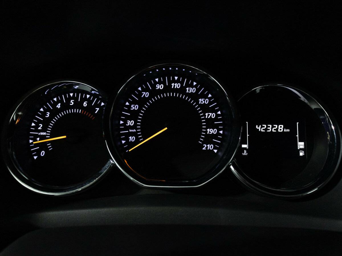 Б/У Рено Сандеро 2022 года. Фото: #11