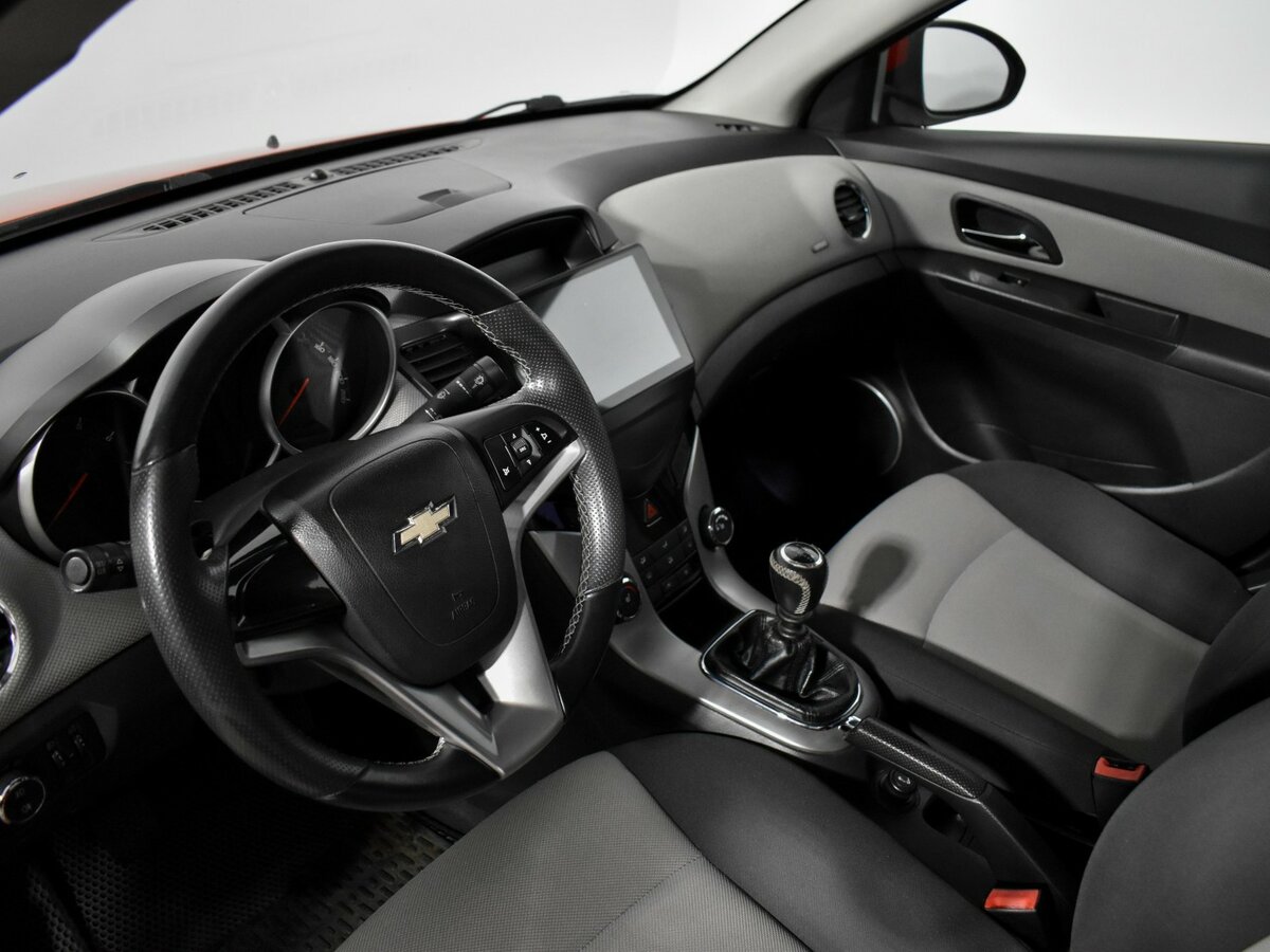 Б/У Шевроле Круз 2012 года. Фото: #8