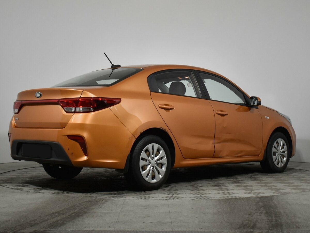 Б/У Киа Рио 2017 года. Фото: #4