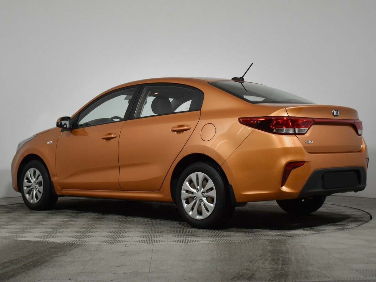 Б/У Киа Рио 2017 года. Фото: #6