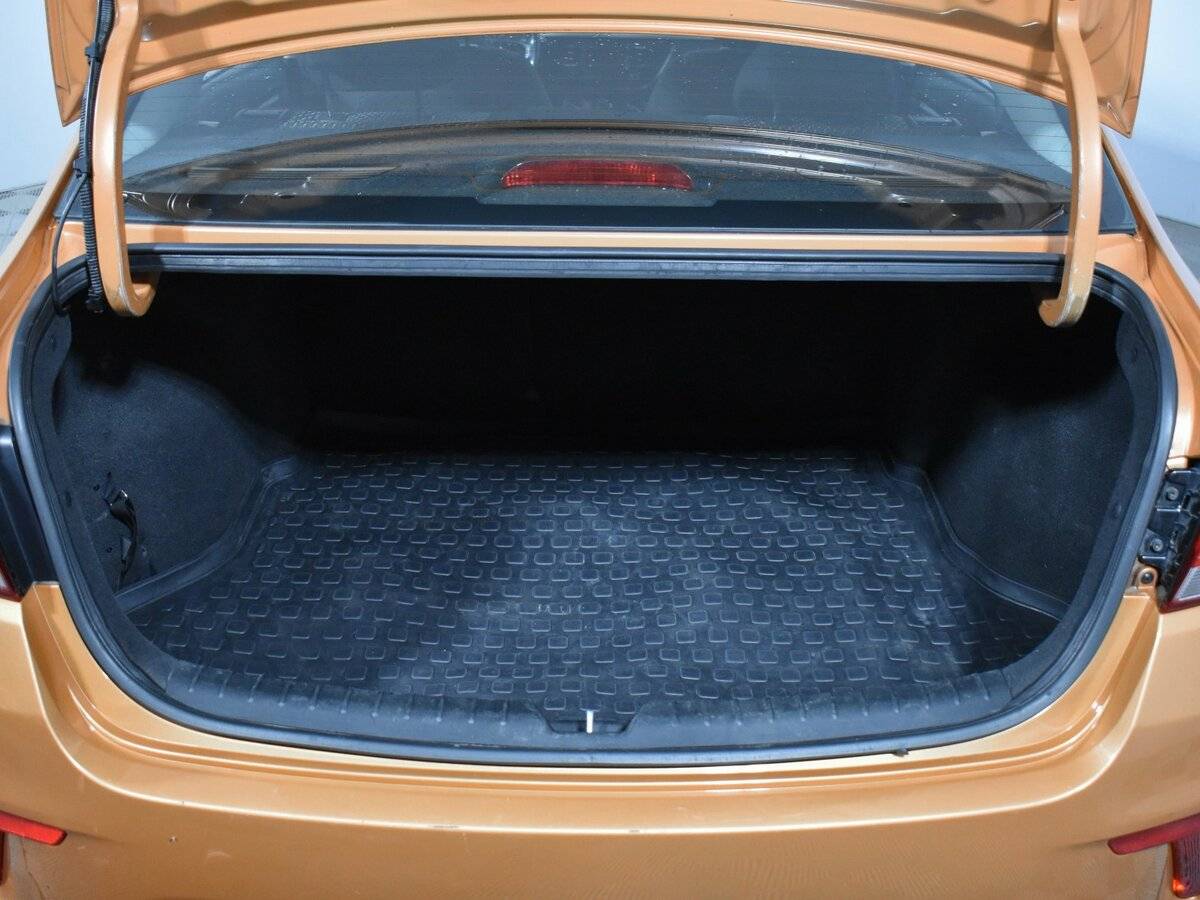 Б/У Киа Рио 2017 года. Фото: #18