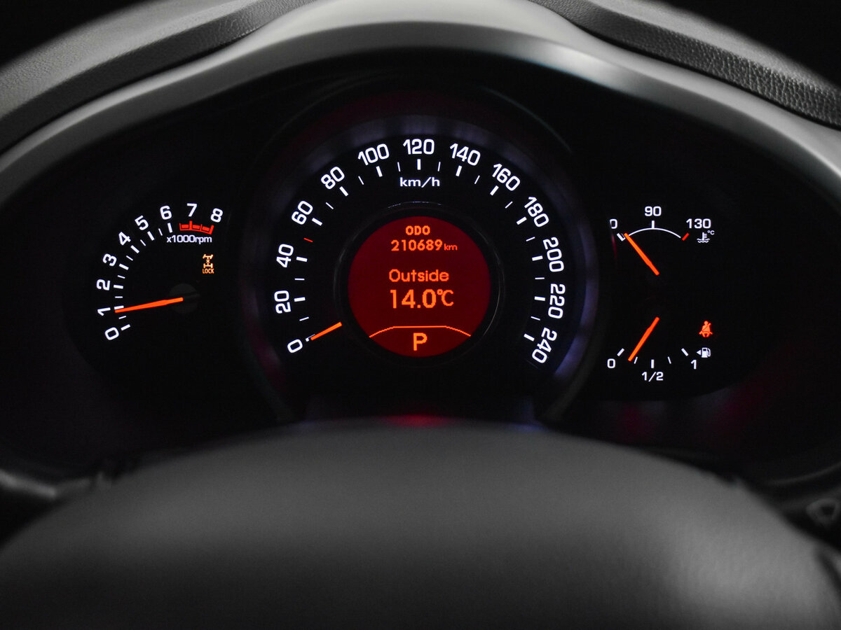 Б/У Киа Спортейдж 2012 года. Фото: #15