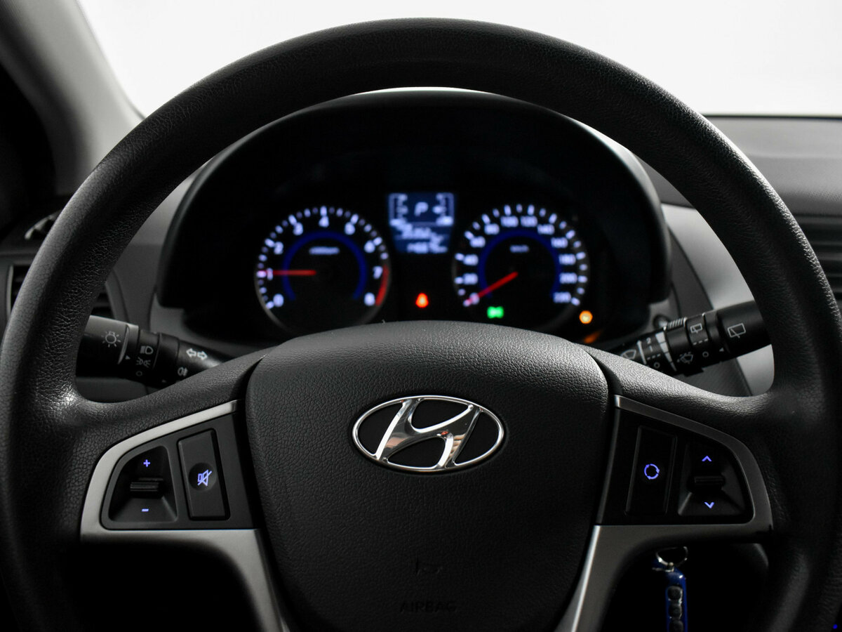 Б/У Хендай Солярис 2015 года. Фото: #15