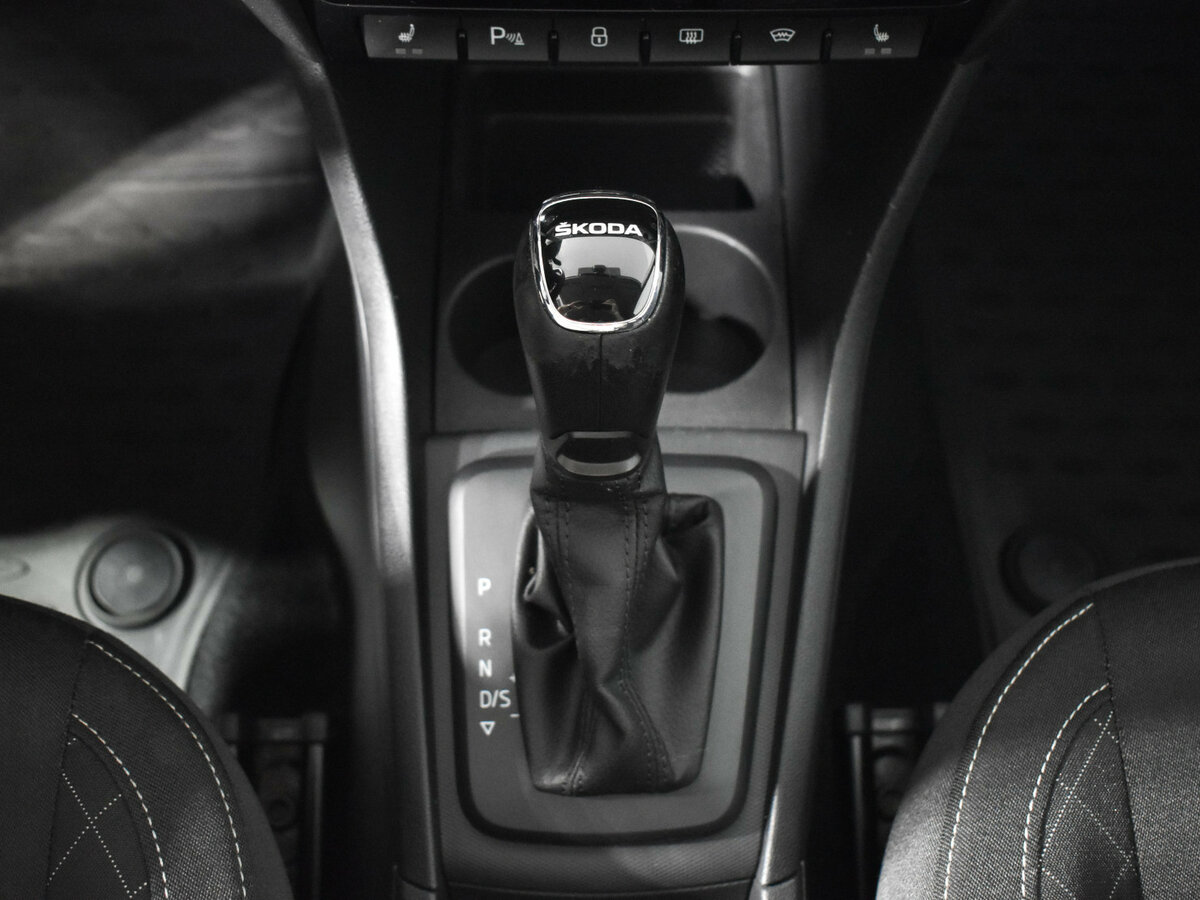 Б/У Шкода Рапид 2019 года. Фото: #9