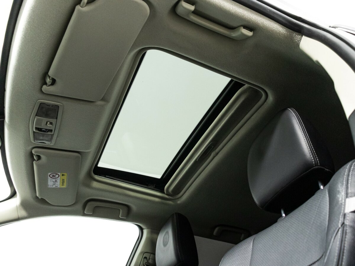 Б/У Митсубиши Оутлэндер 2014 года. Фото: #18