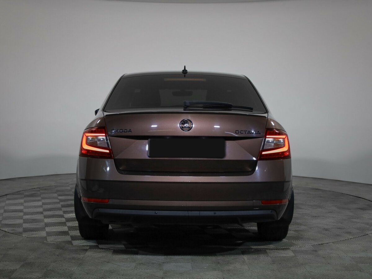 Б/У Шкода Октавия 2017 года. Фото: #4