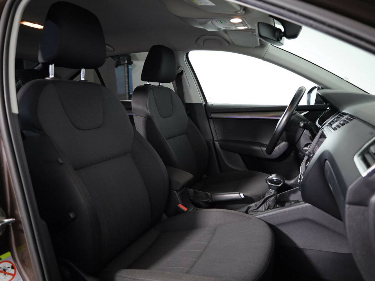 Б/У Шкода Октавия 2017 года. Фото: #9