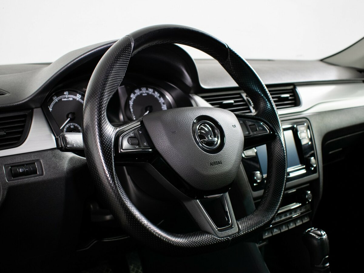 Б/У Шкода Рапид 2019 года. Фото: #10