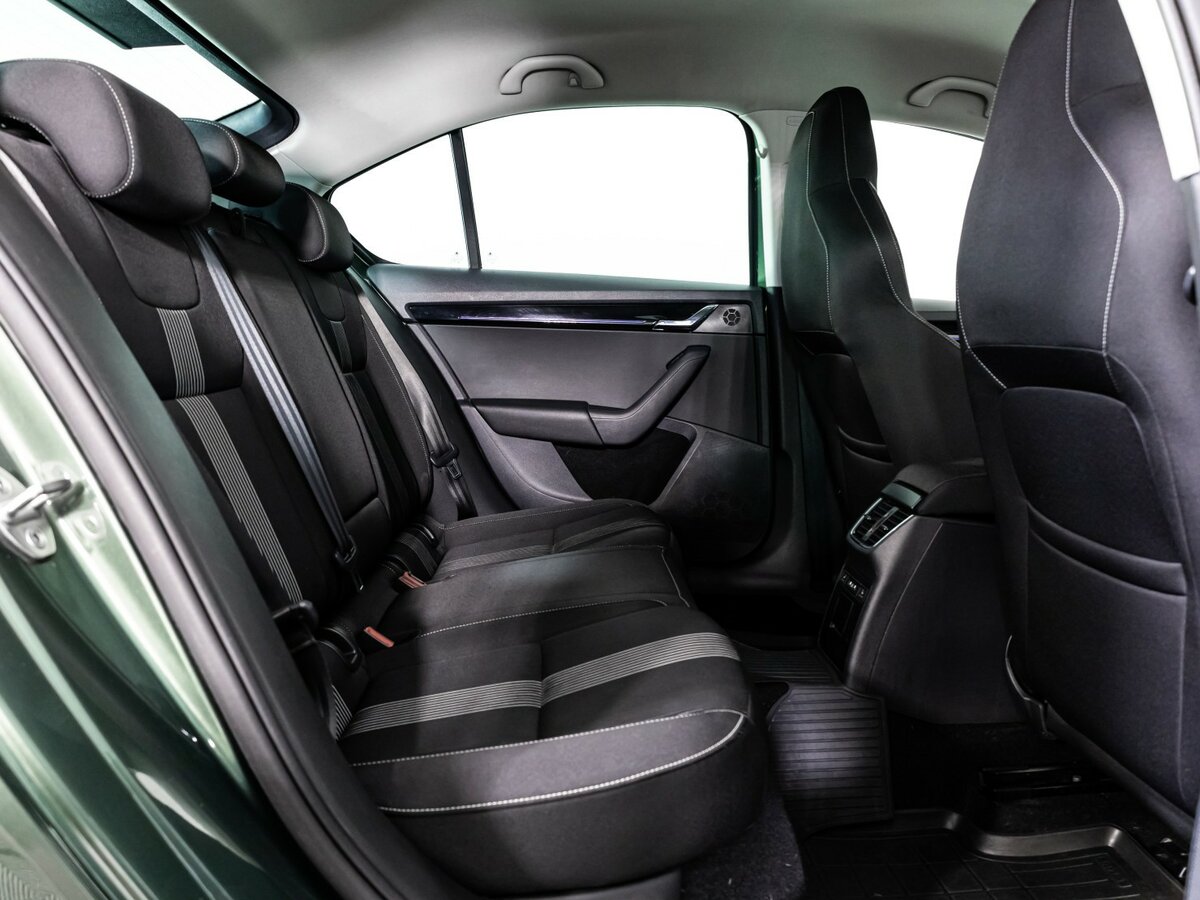 Б/У Шкода Октавия 2019 года. Фото: #14