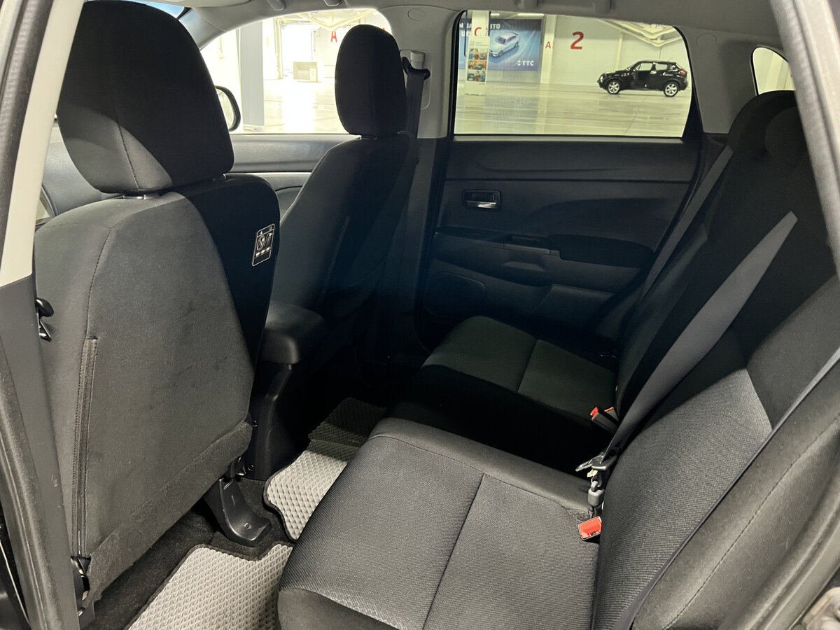 Б/У Митсубиши АС-Икс 2012 года. Фото: #9