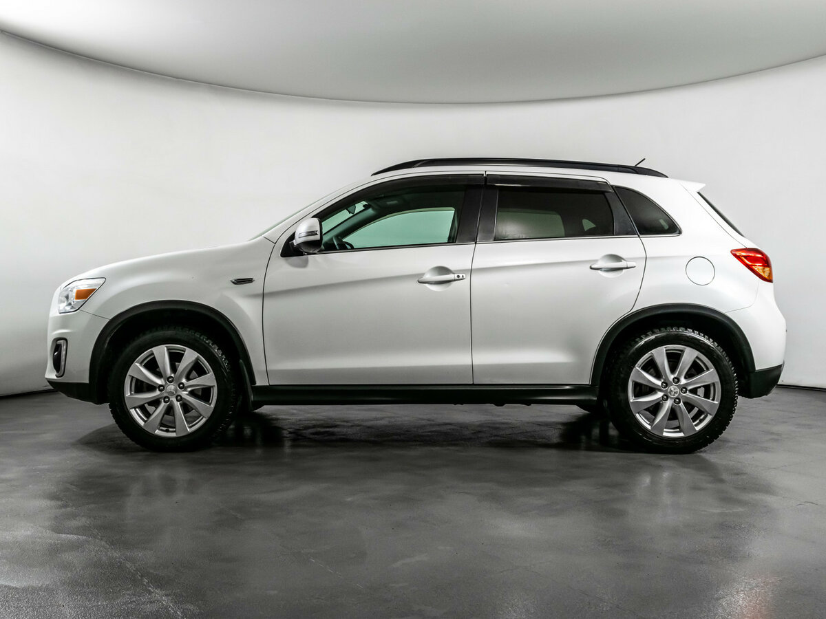 Б/У Митсубиши АС-Икс 2014 года. Фото: #7