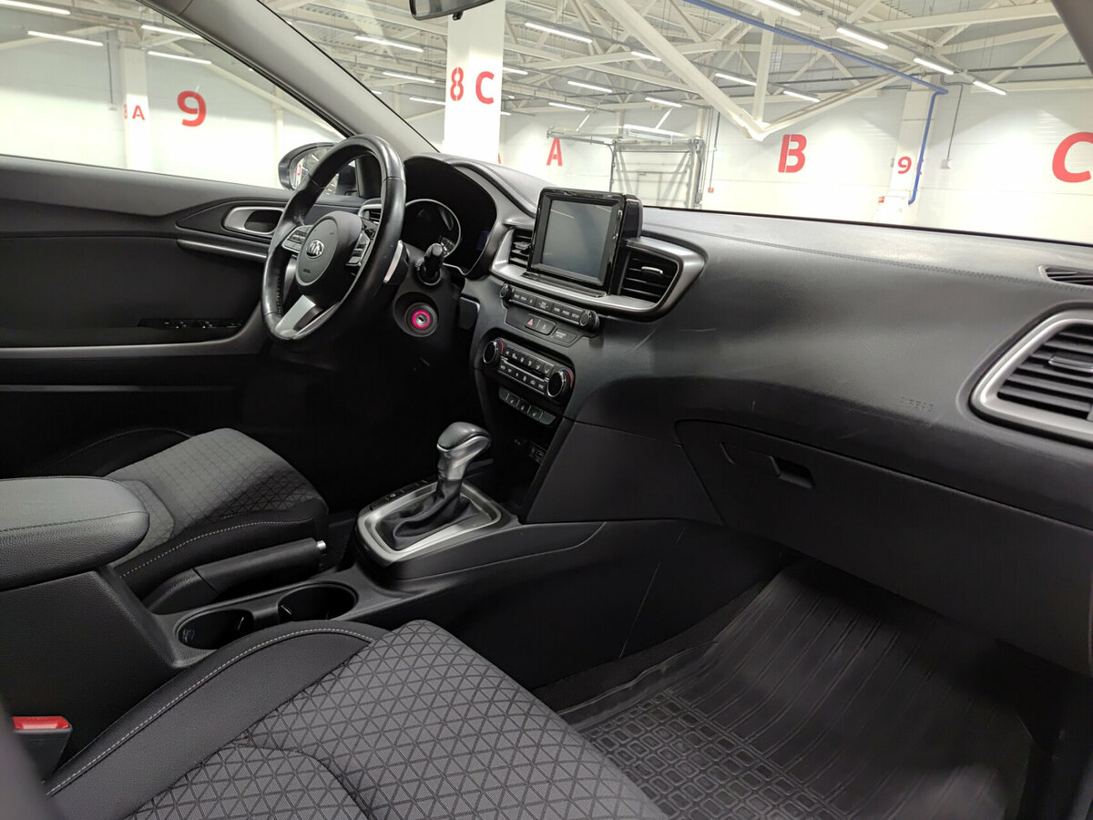 Б/У Киа Сид 2019 года. Фото: #10