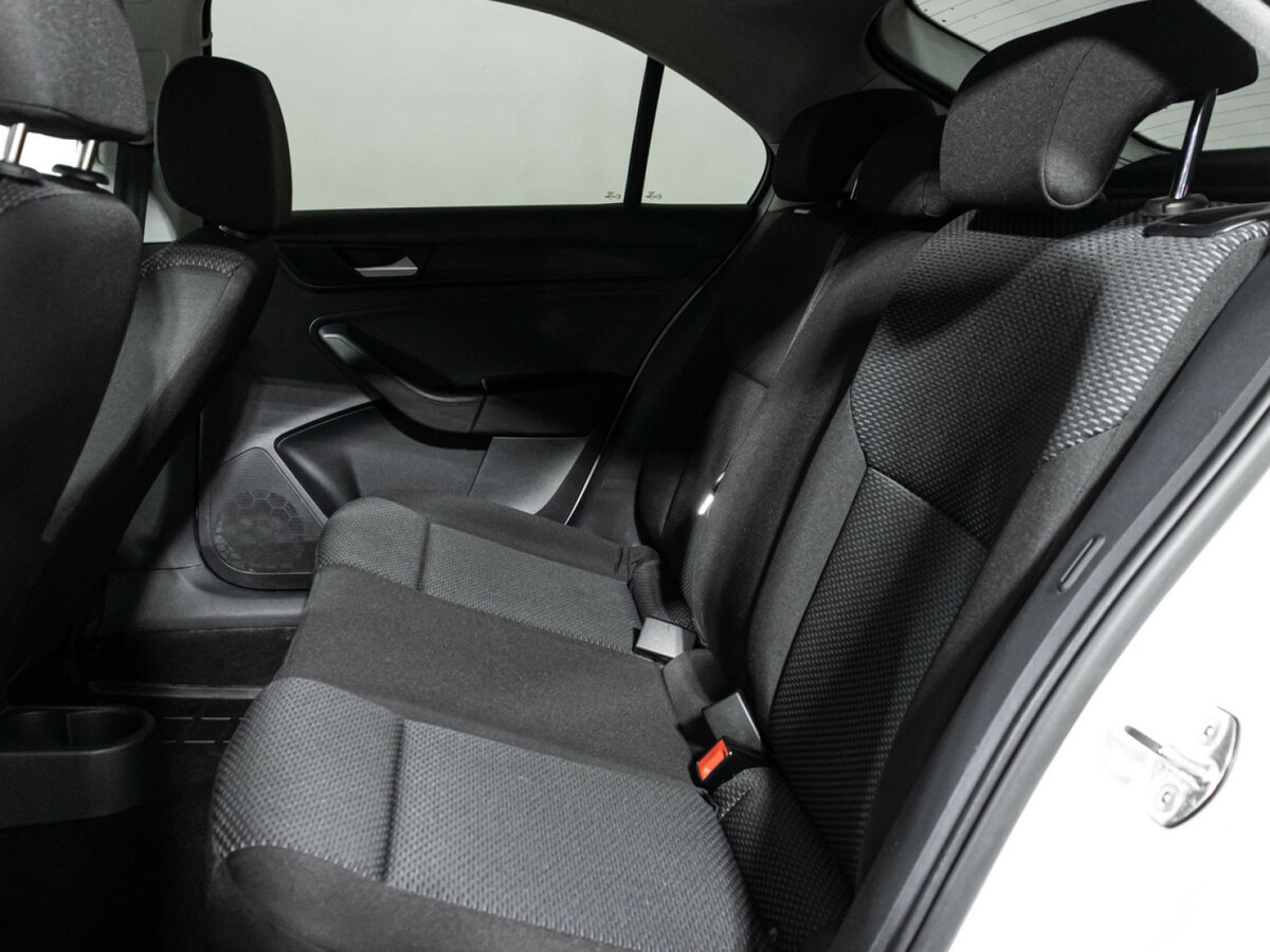 Б/У Фольксваген Поло 2021 года. Фото: #9