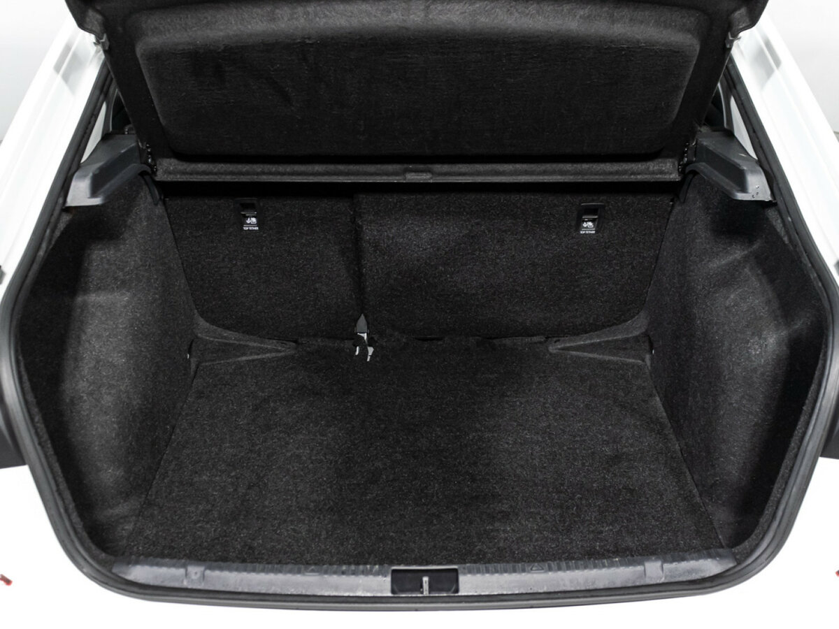 Б/У Фольксваген Поло 2021 года. Фото: #15