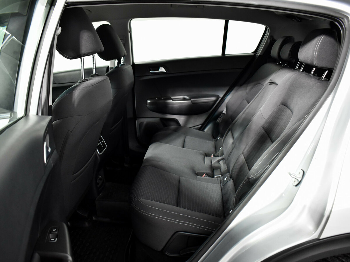 Б/У Киа Спортейдж 2017 года. Фото: #10