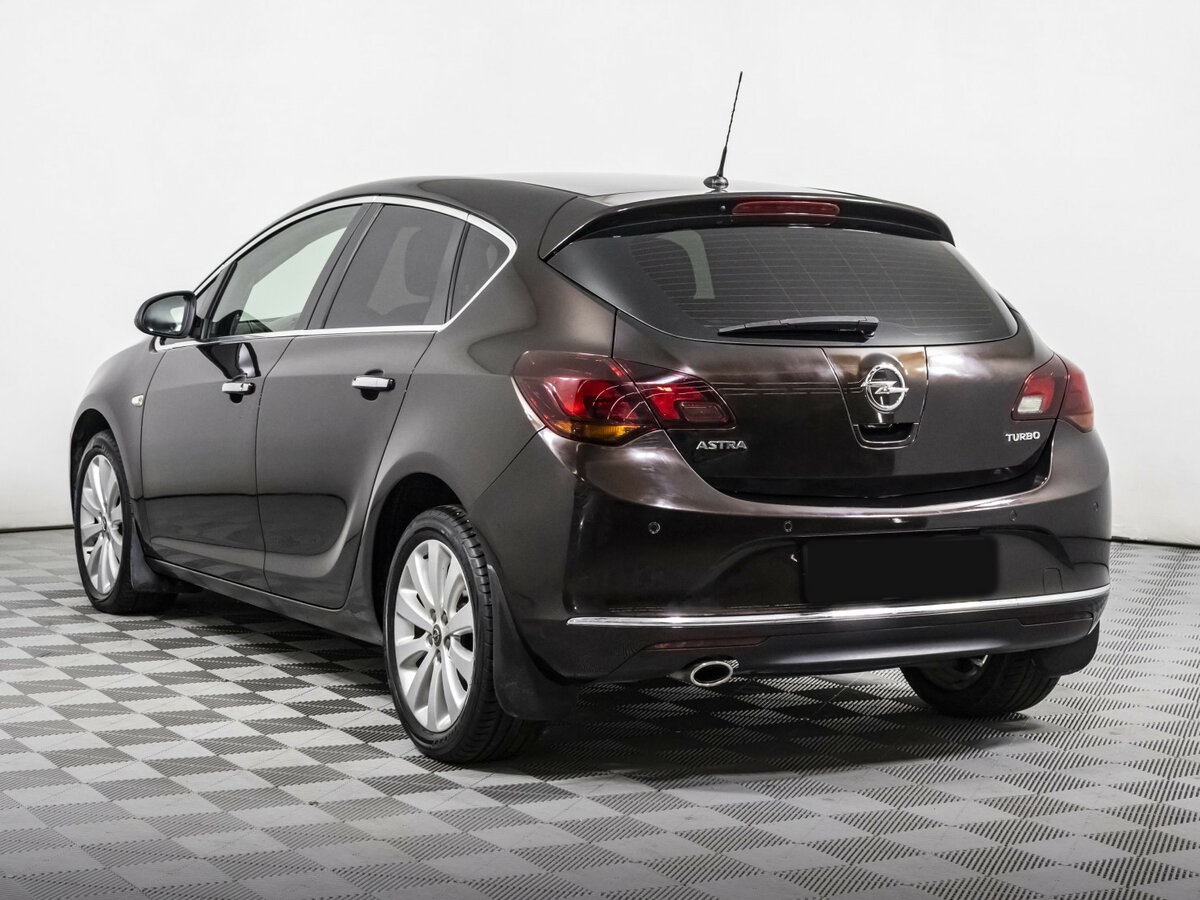 Б/У Опель Астра 2013 года. Фото: #6