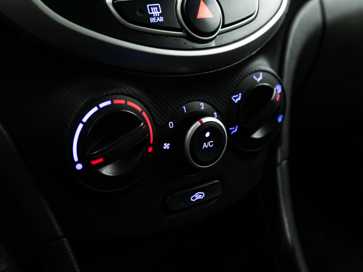 Б/У Хендай Солярис 2012 года. Фото: #14