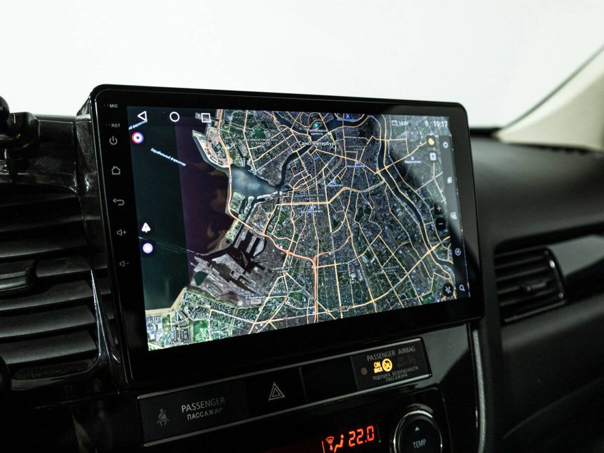 Б/У Митсубиши Оутлэндер 2018 года. Фото: #15