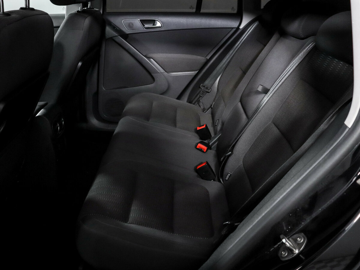 Б/У Фольксваген Тигуан 2016 года. Фото: #9