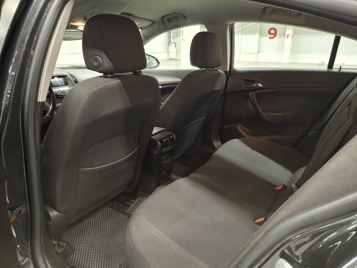 Б/У Опель Инсигния 2013 года. Фото: #11