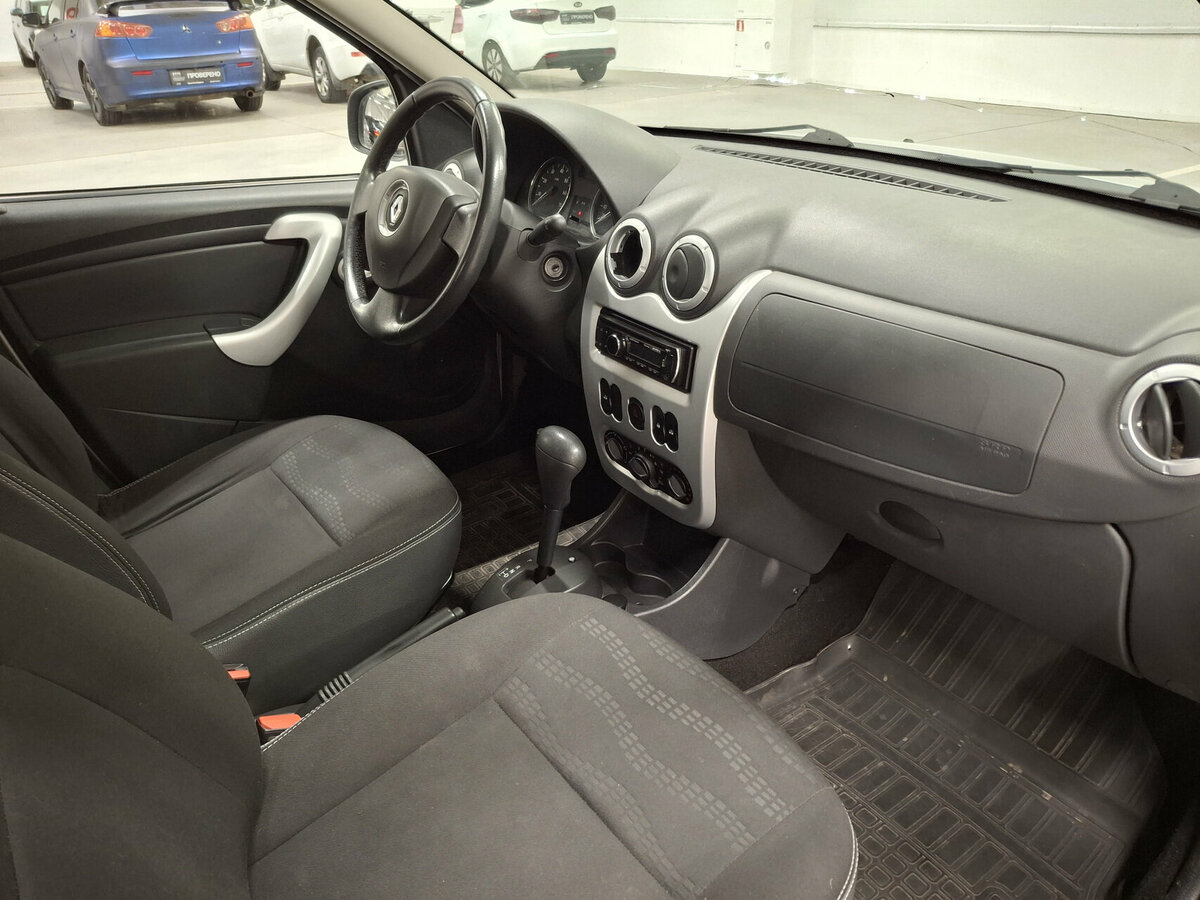 Б/У Рено Сандеро 2013 года. Фото: #10