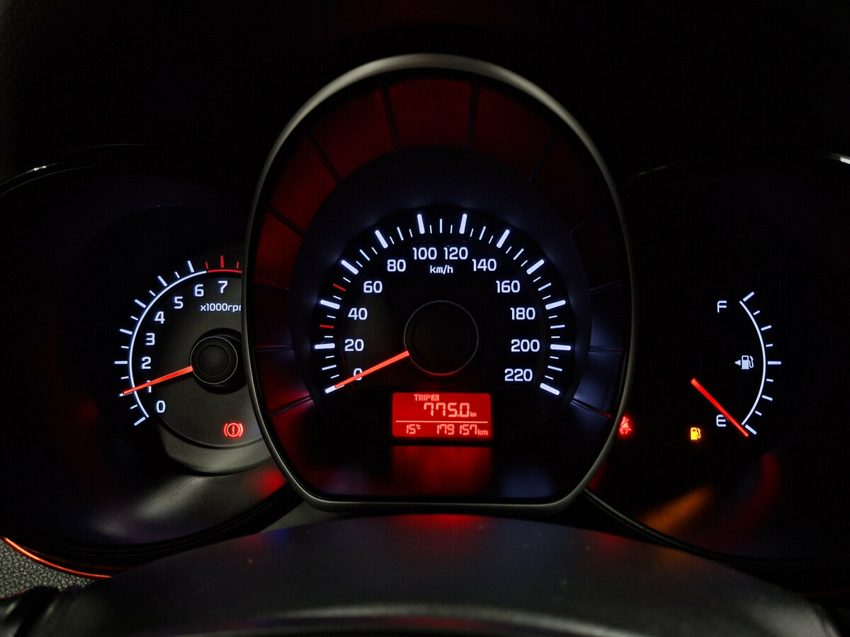 Б/У Киа Рио 2016 года. Фото: #12