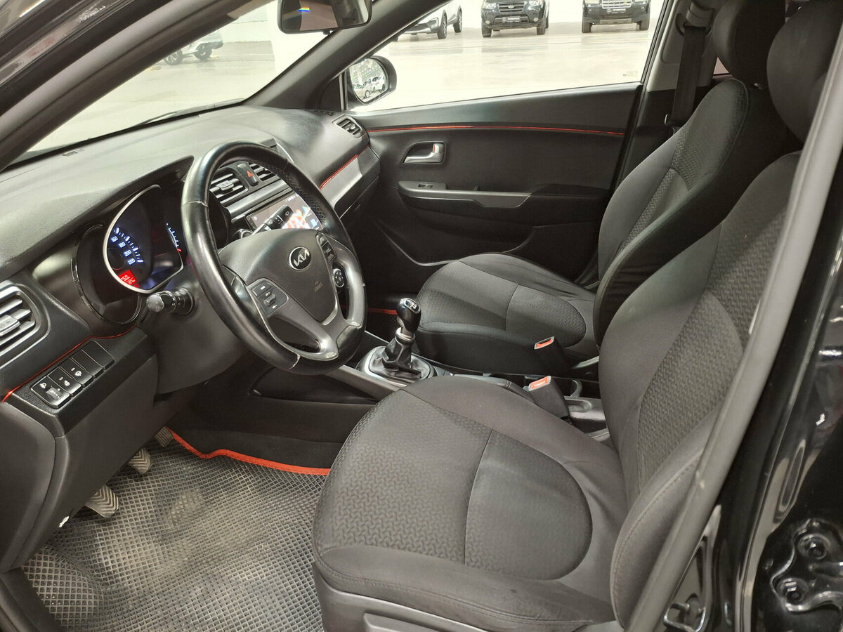 Б/У Киа Рио 2016 года. Фото: #15