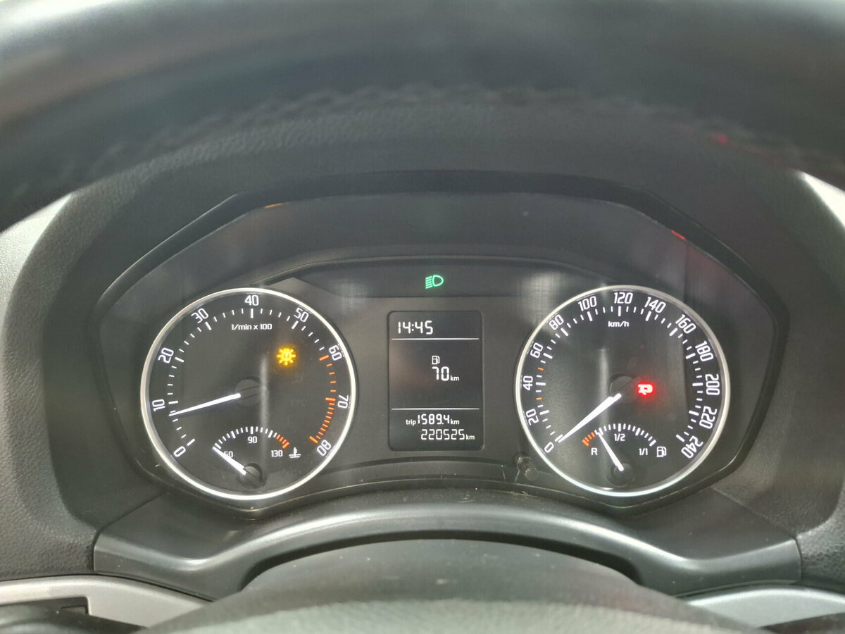 Б/У Шкода Октавия 2012 года. Фото: #12