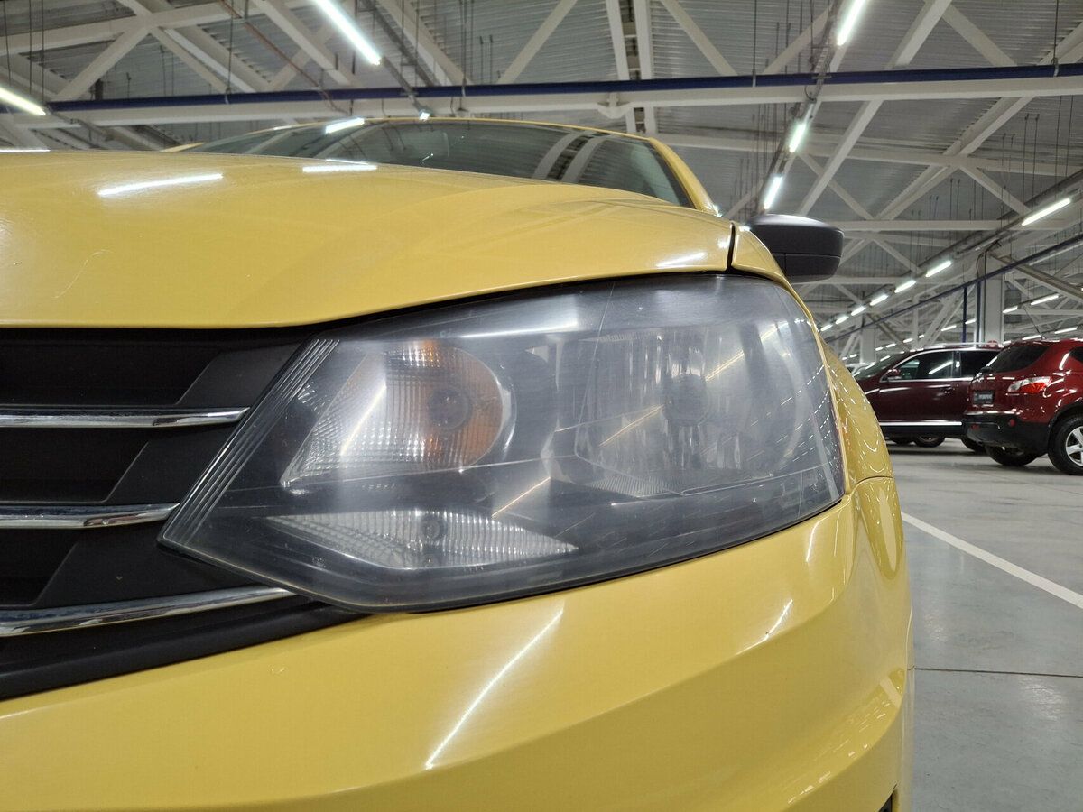 Б/У Фольксваген Поло 2017 года. Фото: #16