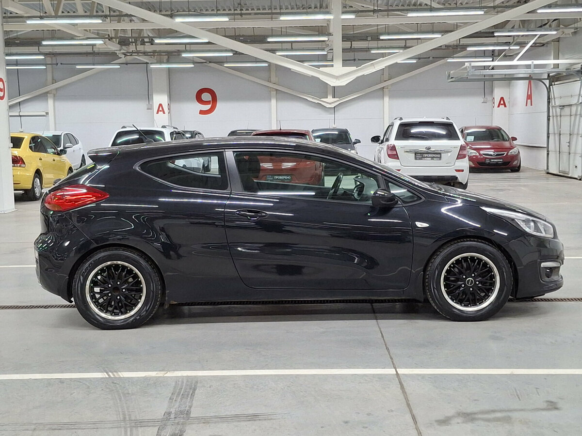 Б/У Киа Сид 2015 года. Фото: #3