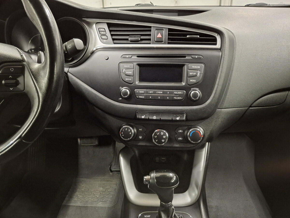 Б/У Киа Сид 2015 года. Фото: #14