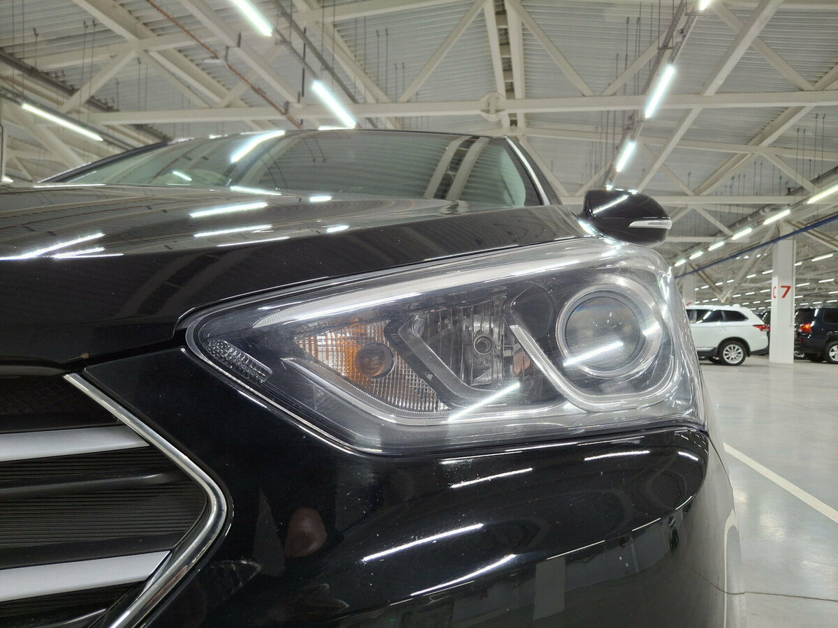 Б/У Хендай Санта Фе 2018 года. Фото: #16