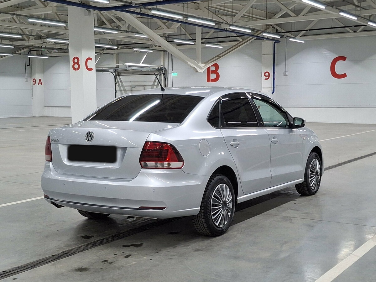 Б/У Фольксваген Поло 2015 года. Фото: #4