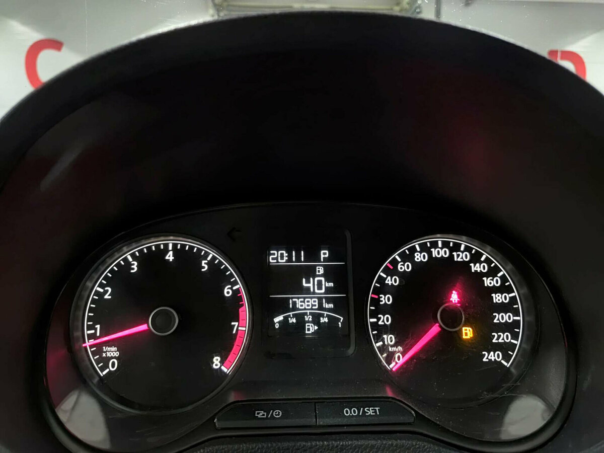 Б/У Фольксваген Поло 2015 года. Фото: #12