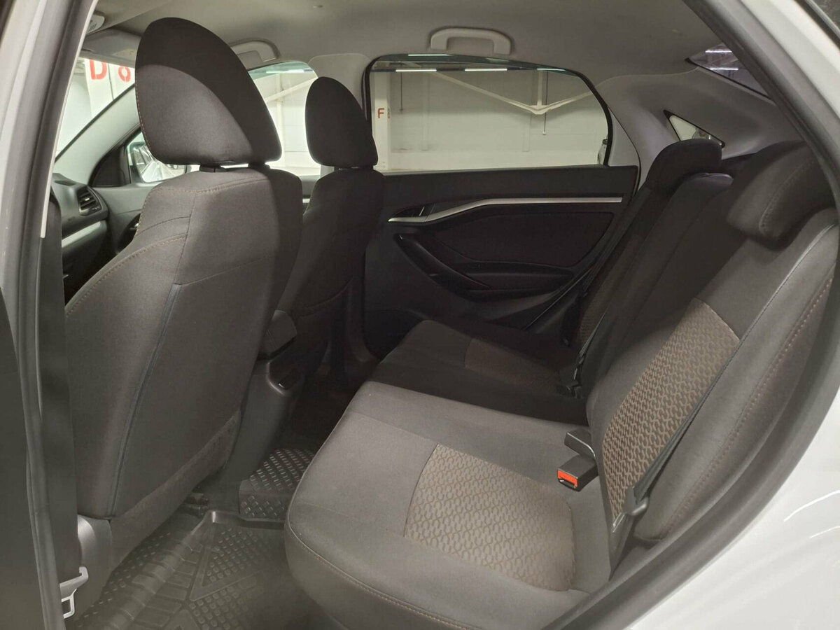 Б/У Лада (ВАЗ) Веста 2020 года. Фото: #11